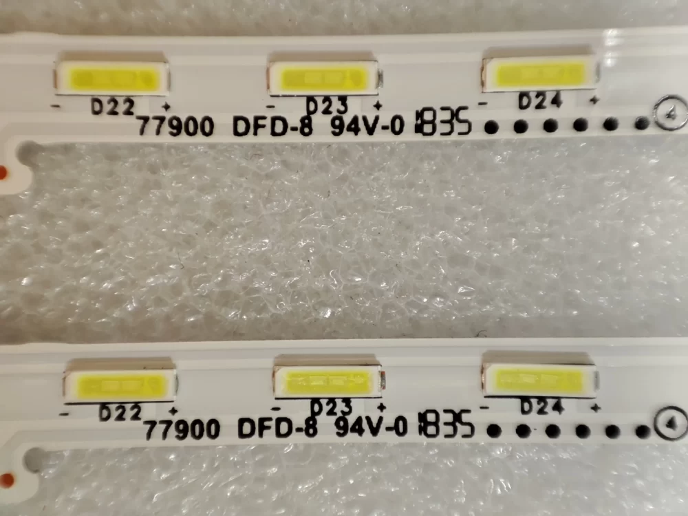 77900-DFD-8-94V-0-E213009 - Coppia barre led TV Modules